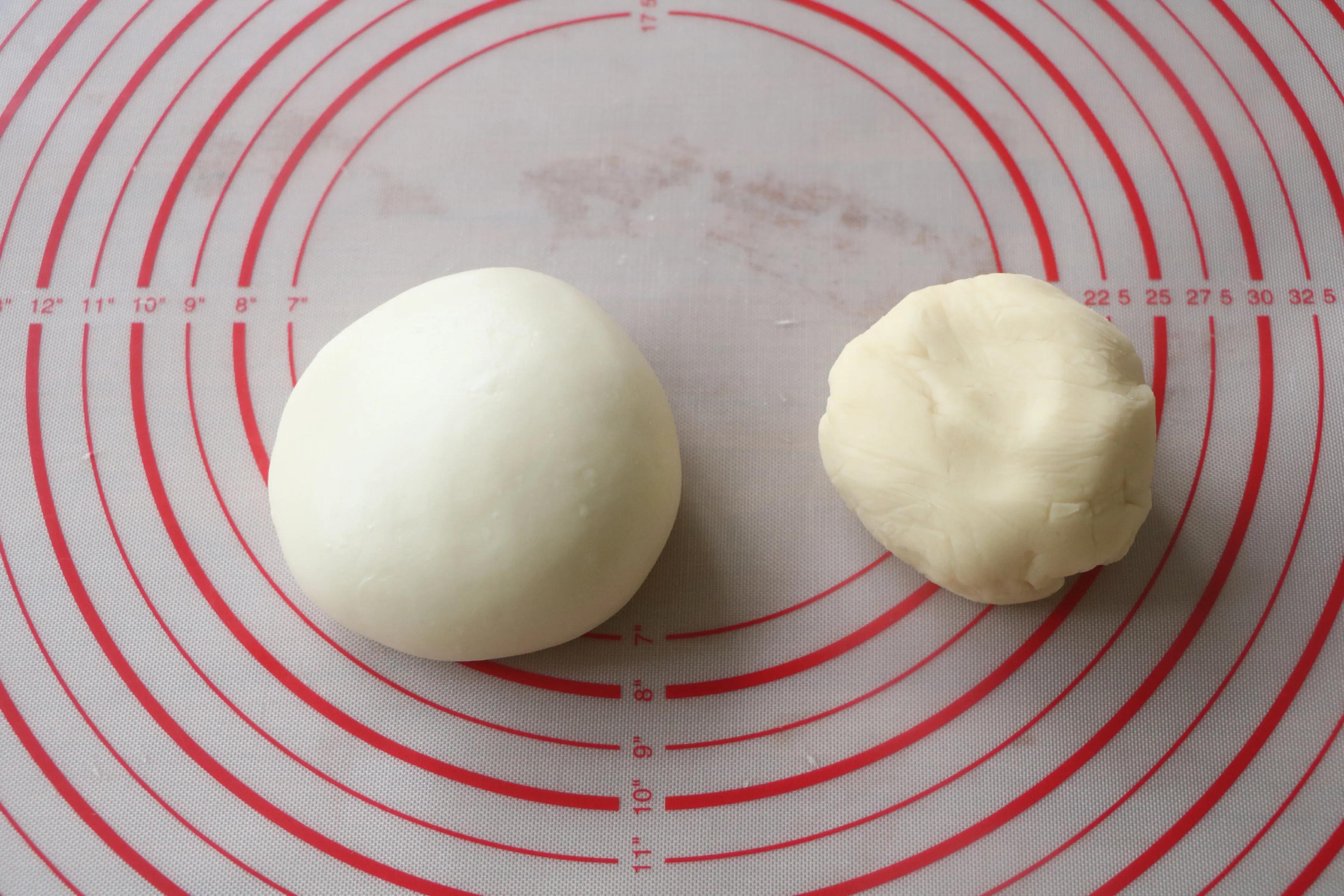 豪华版拉丝蛋黄酥，咬一口根本停不下来，教你不破酥不爆口的技巧