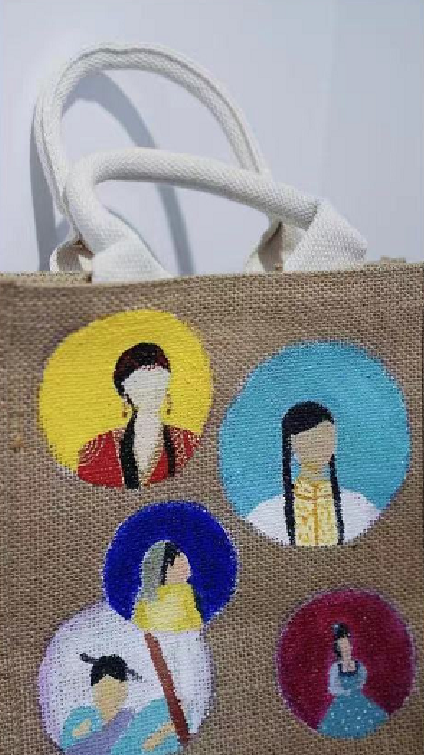 多多亲手烤面包DIY礼物为妈妈庆生，甜蜜表白孙莉：我最爱的妈咪