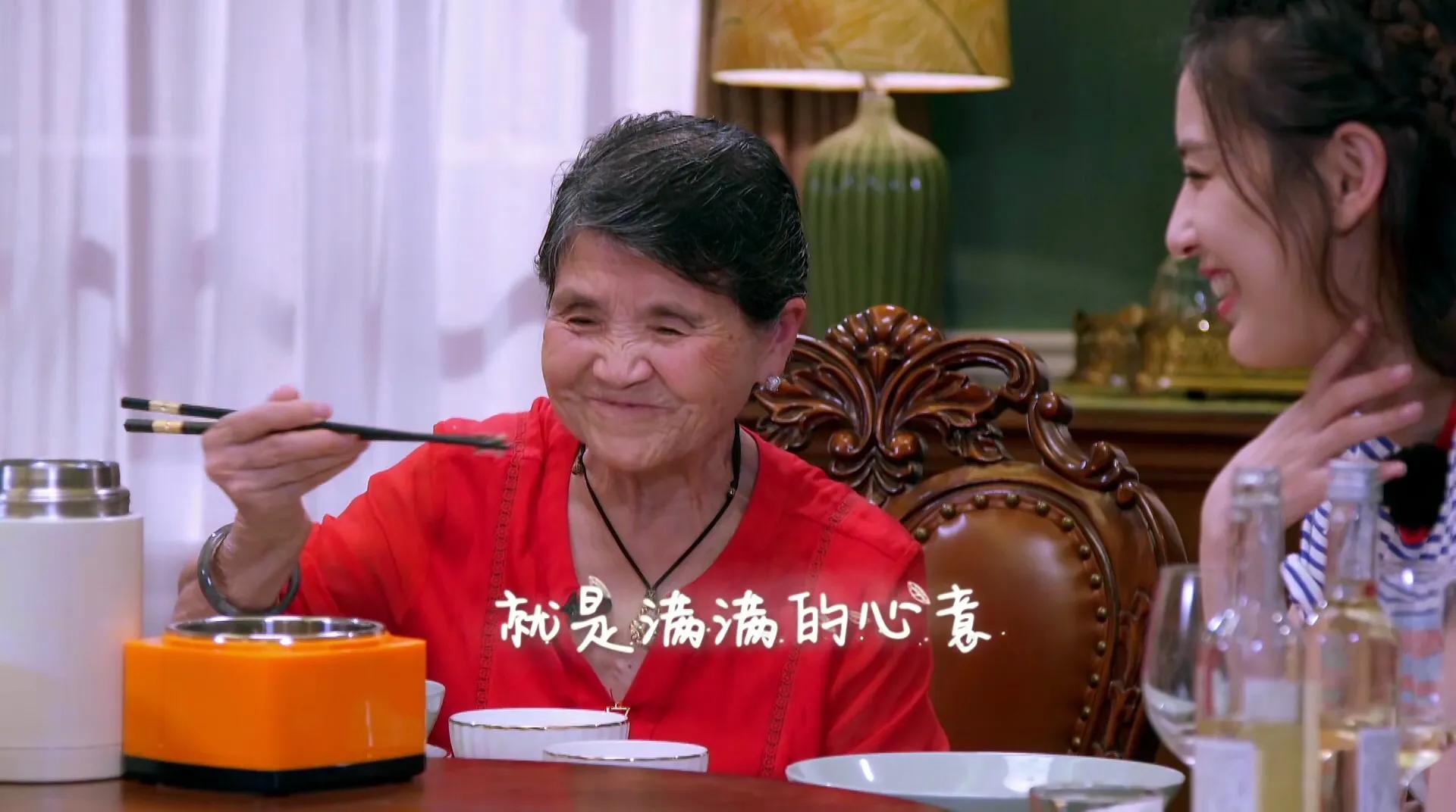 被婆婆“百般维护”的黄圣依：“豪门媳妇”的