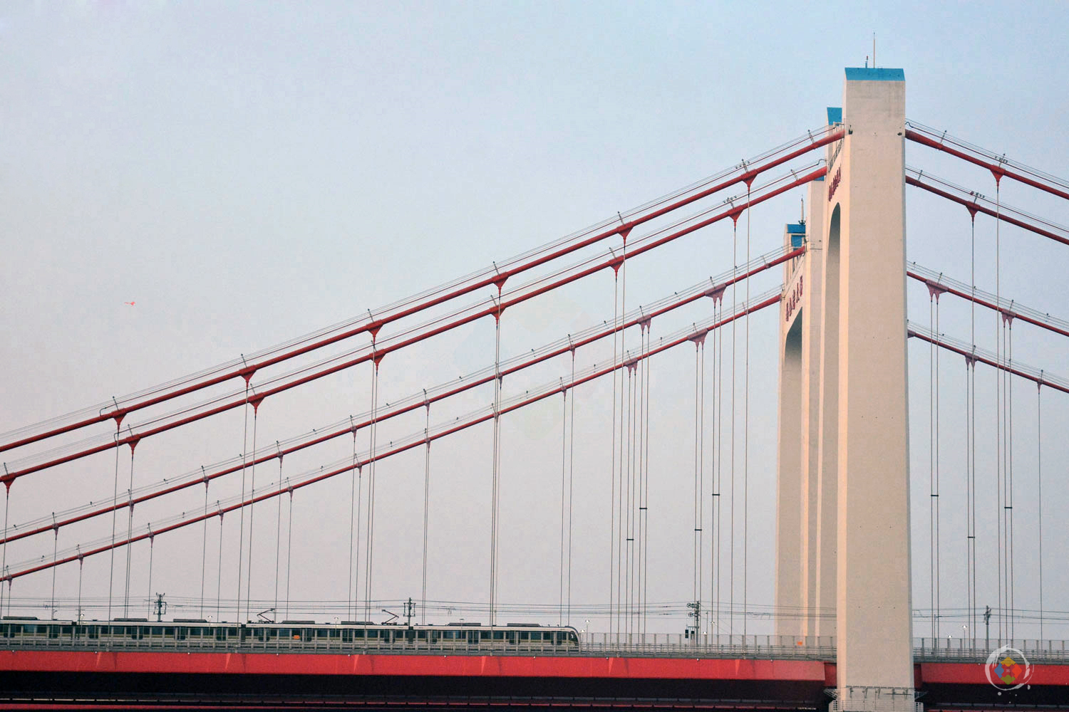 重庆城的日新月异，直辖23年之后，一直在变，却又一直没变