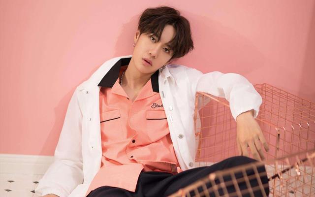 网传王一博团队有内鬼，新剧开机在即，行程被