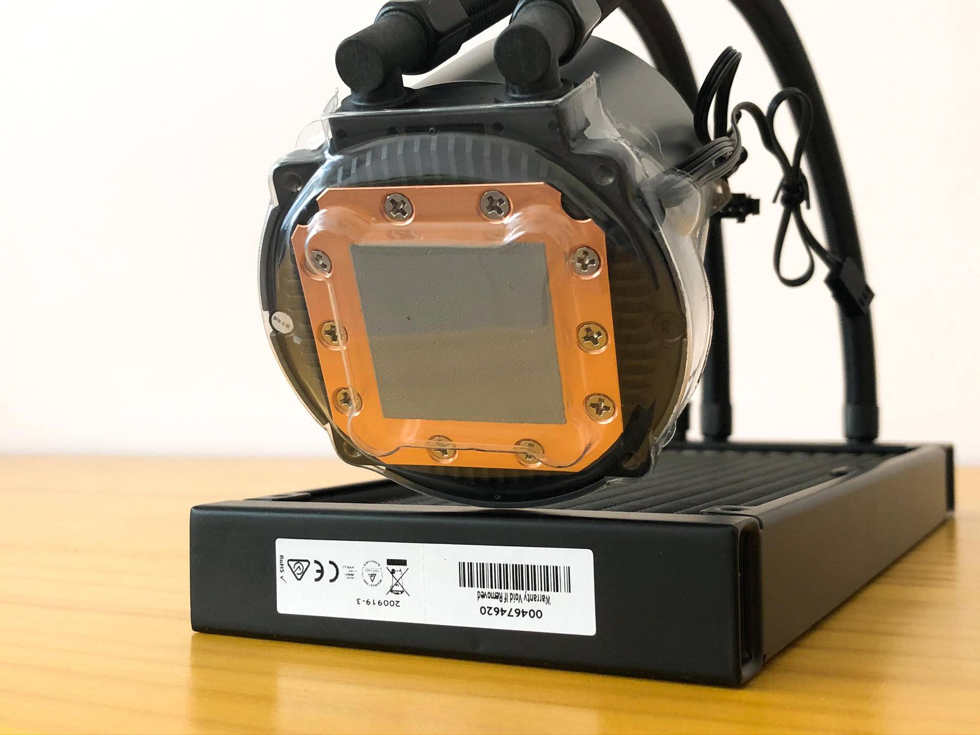 水冷能比风冷强多少？九州风神堡垒240水冷散热器体验