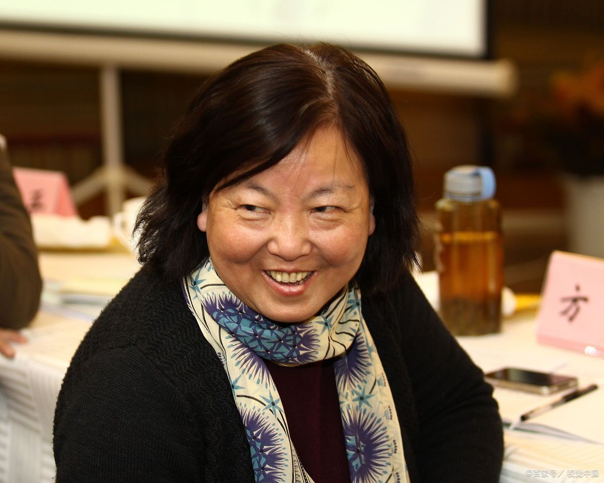 《方方听人说》到底是谁揭了谁的遮羞布