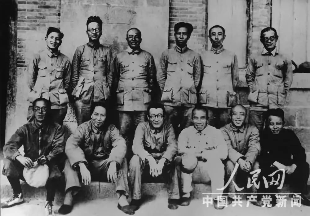 126张照片缅怀毛主席一生！