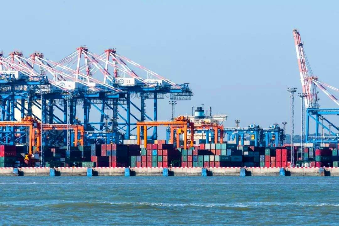 为何一些国家紧盯着南海不放？南海到处都是宝，怎么把它保护好？