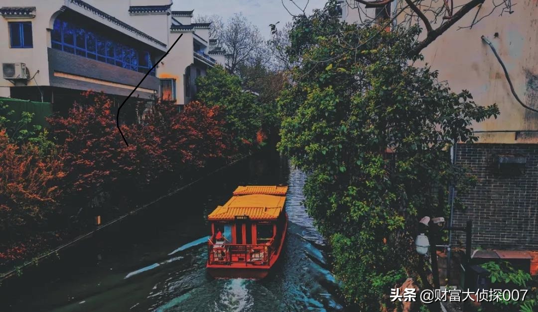 芯片暴跌！光伏涨停潮！加仓医药，新建仓两个大牛基