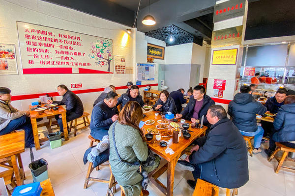 開封這家“無聲面館”開張10年只招聾啞人，老板：想幫他們學會一門手藝