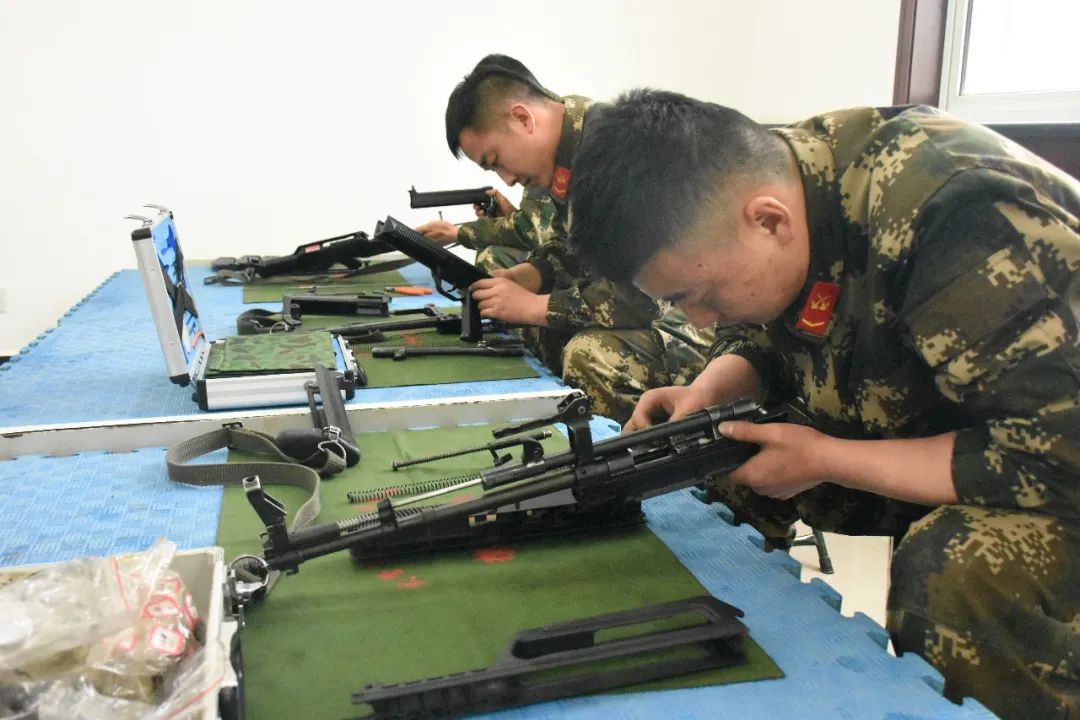 侯<a href=http://www.cngansu.cn/news/ target=_blank class=infotextkey></a>ܶӣǧ๫ Ѱһ