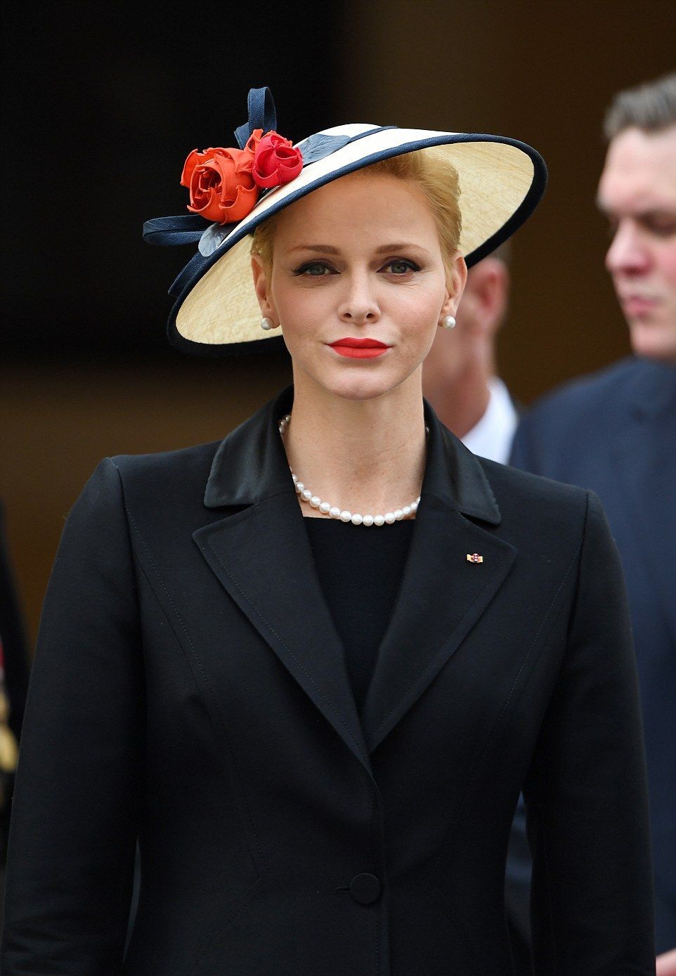 摩纳哥最美王妃剃头打脸出轨老公?结婚9年被绿多次