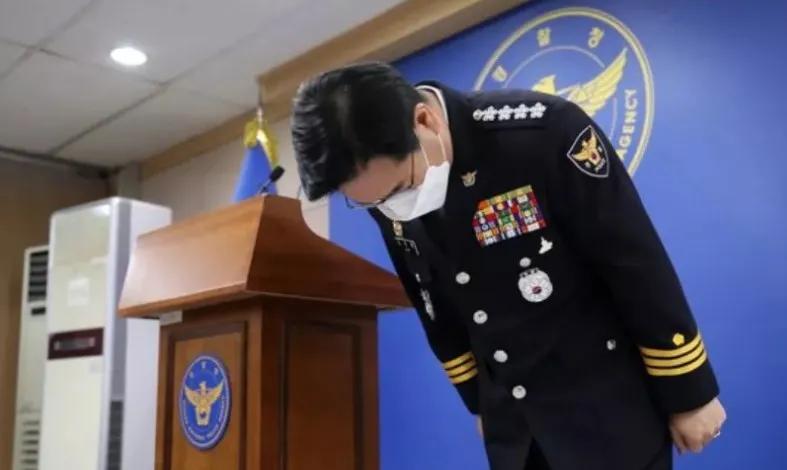 父母虐死1岁女儿，疑似踩到胃破骨碎！20万人为