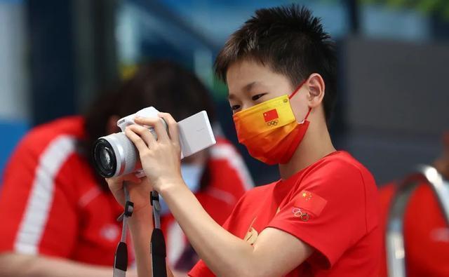 天赋太强！全红婵胆子有多大？教练：敢跟男孩打架，堪称大姐大