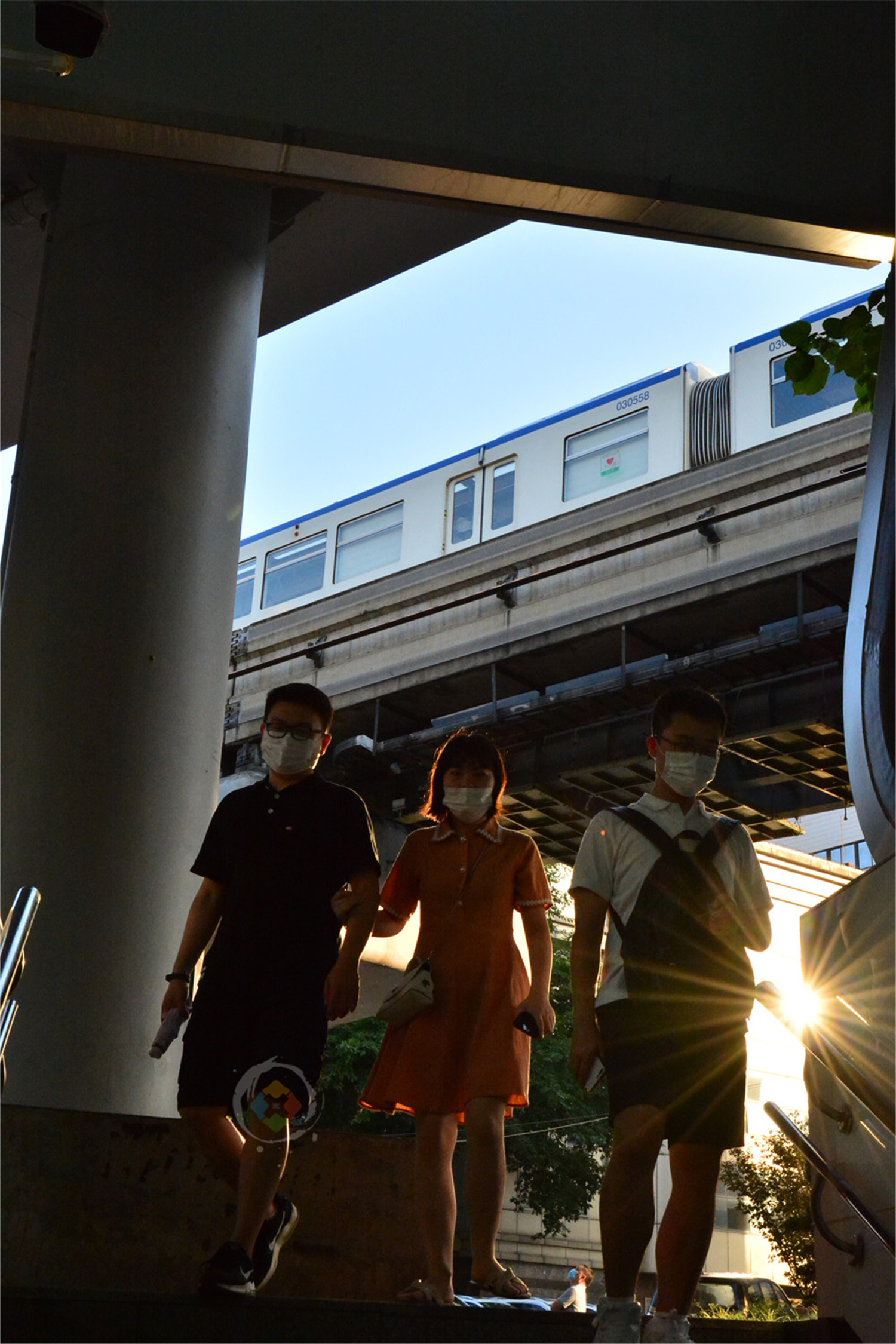 重庆轨道交通变了？向乘客征集建议，还放话“看我们怎么改变”