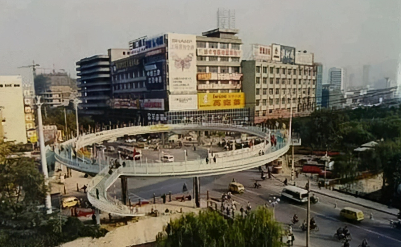 老照片80年代的济南回味记忆中的那个老泉城