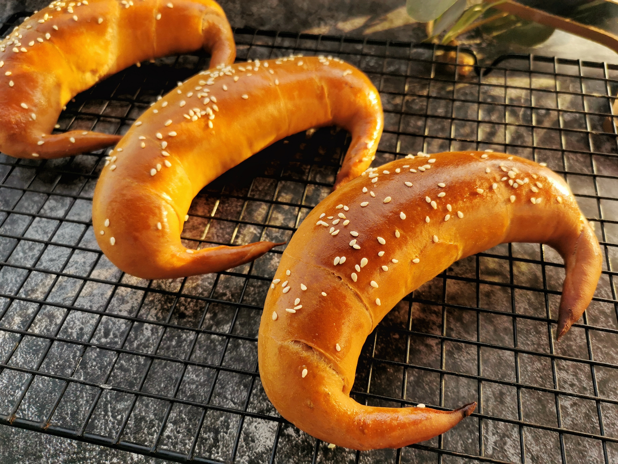 用了幾十次的牛角麵包配方，柔軟拉絲，放3天不會硬，比買的好吃