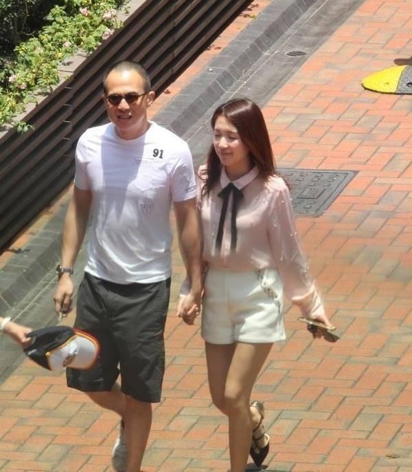 “豪门弃妇”梁洛施的悲伤，2年生3子，为何李家