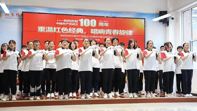 桃城中學(xué)初中部舉行紅歌合唱比賽(圖4)