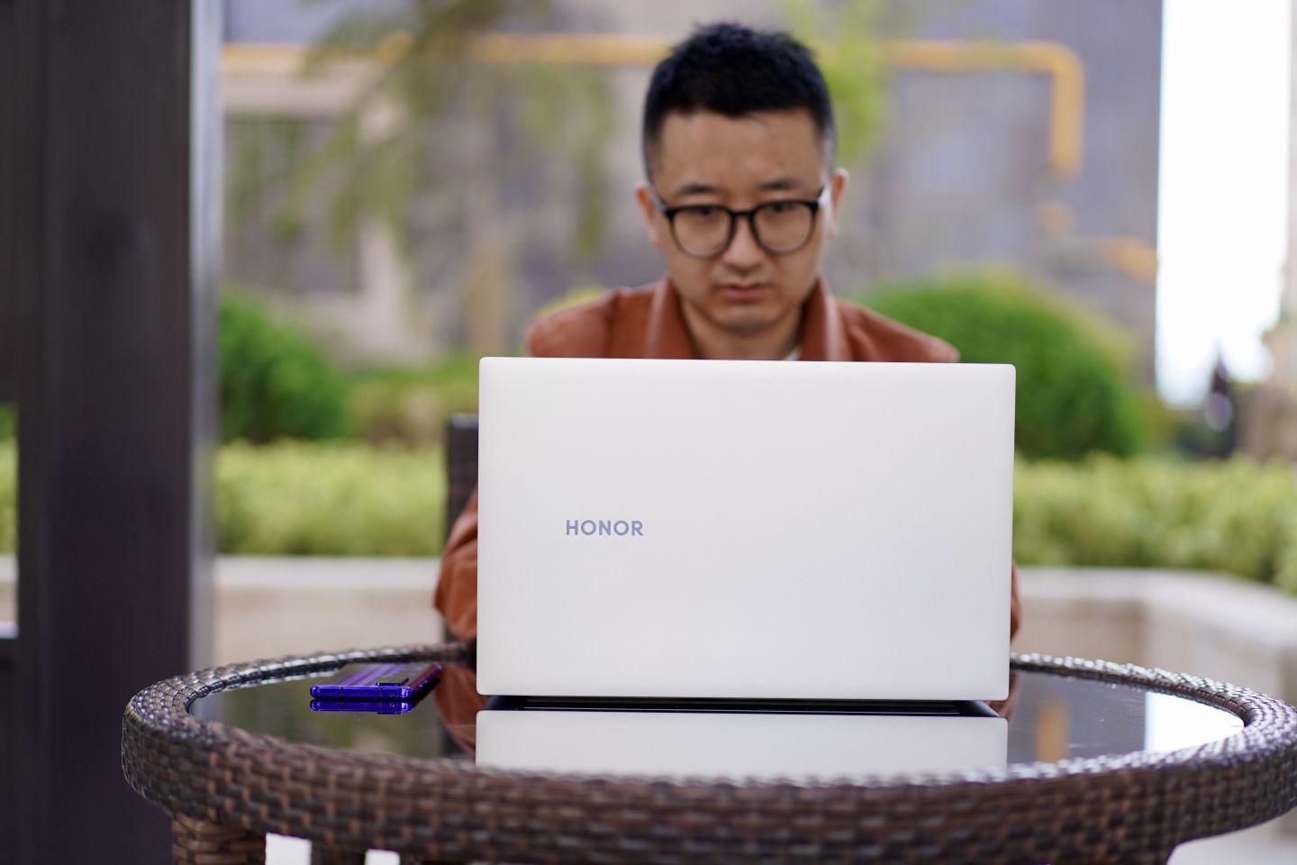 荣耀MagicBook Pro 2020评测：新一代全屏生产力笔记本