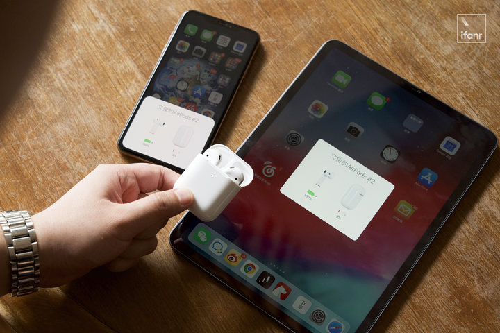 新 AirPods 评测：我戴了 24 小时，体验到这 6 大变化丨模范评测