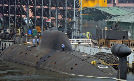 印度国产步枪成“友军杀手”！放开扳机还在开