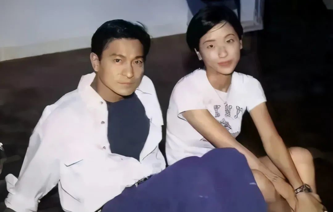 《鹿鼎记》10位主演近况：男三离婚4次，“二老