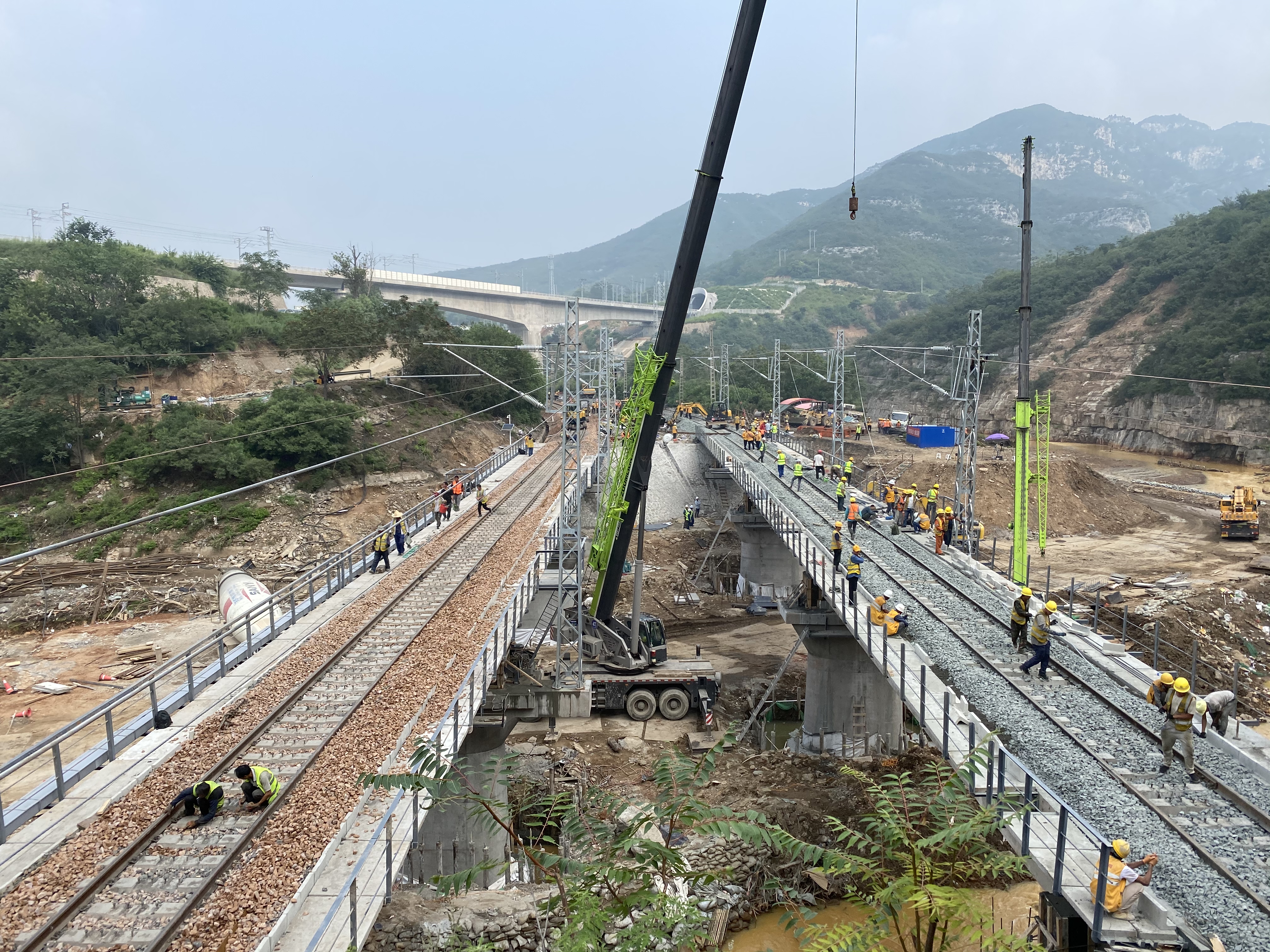 日夜奋战36天，中国中铁七局电务公司参与抢险的太焦铁路恢复通车