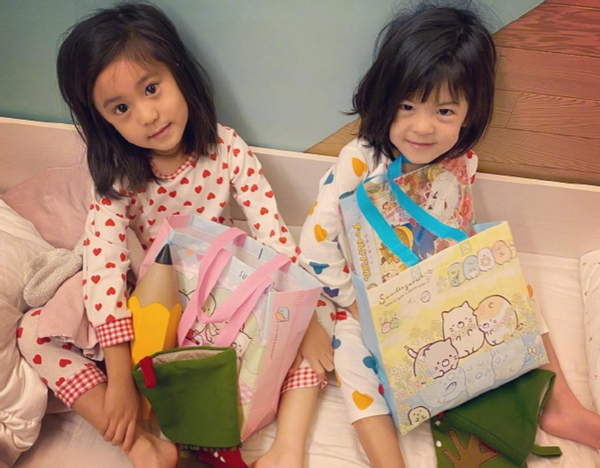 賈靜雯曝女兒患先天眼疾，5歲戴600度眼鏡，險錯過黃金治療期