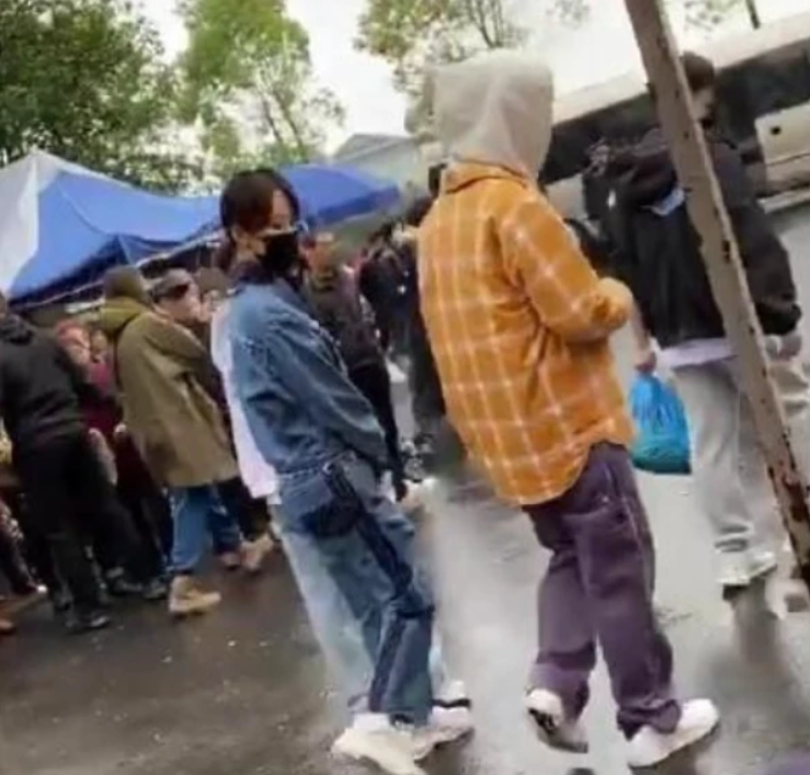 《向往5》今晚开播，张哲瀚龚俊入驻嘉宾阵容，完全走人气路线了