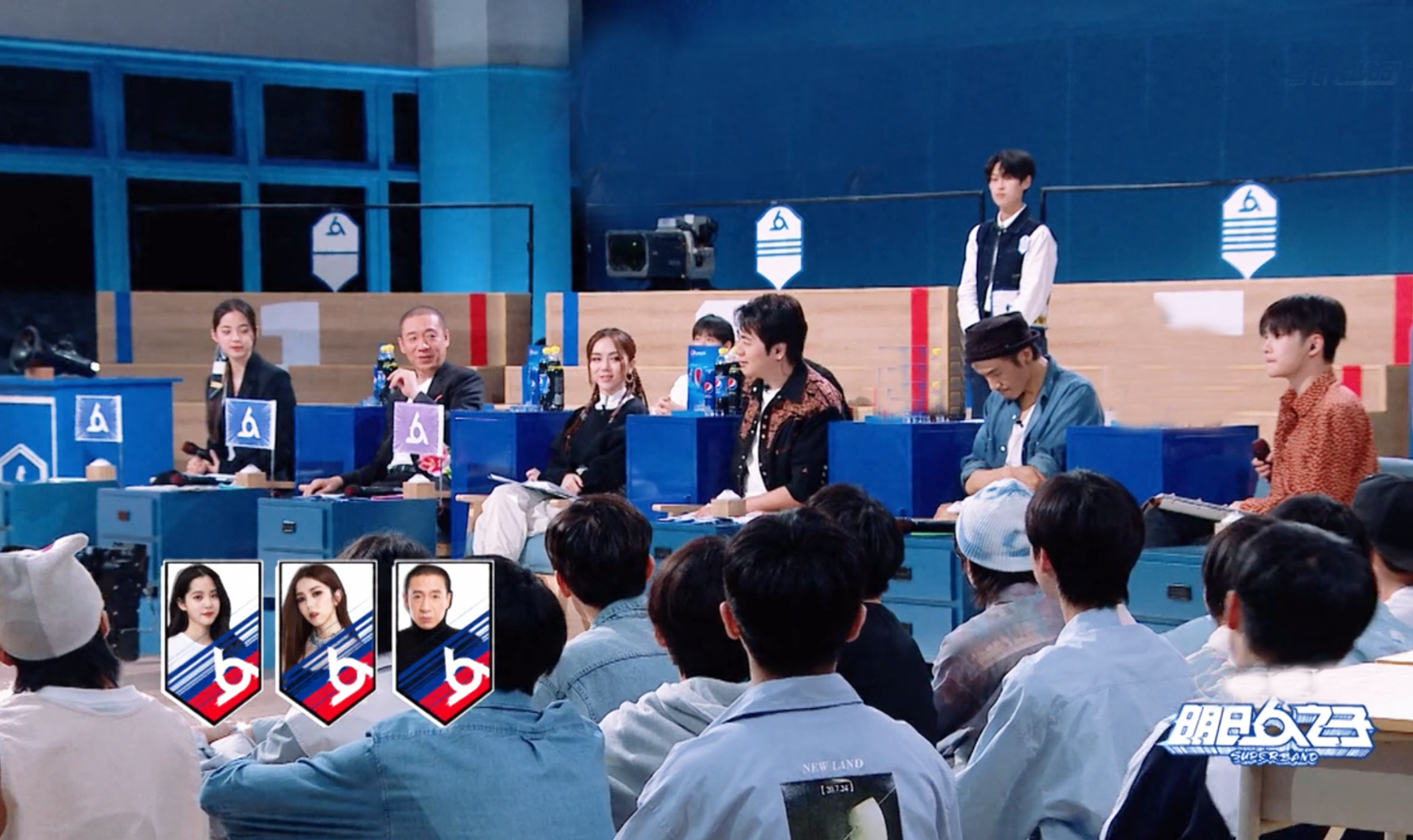 明日之子4开播，6人教师团圈粉，杨润泽成F-MAN，