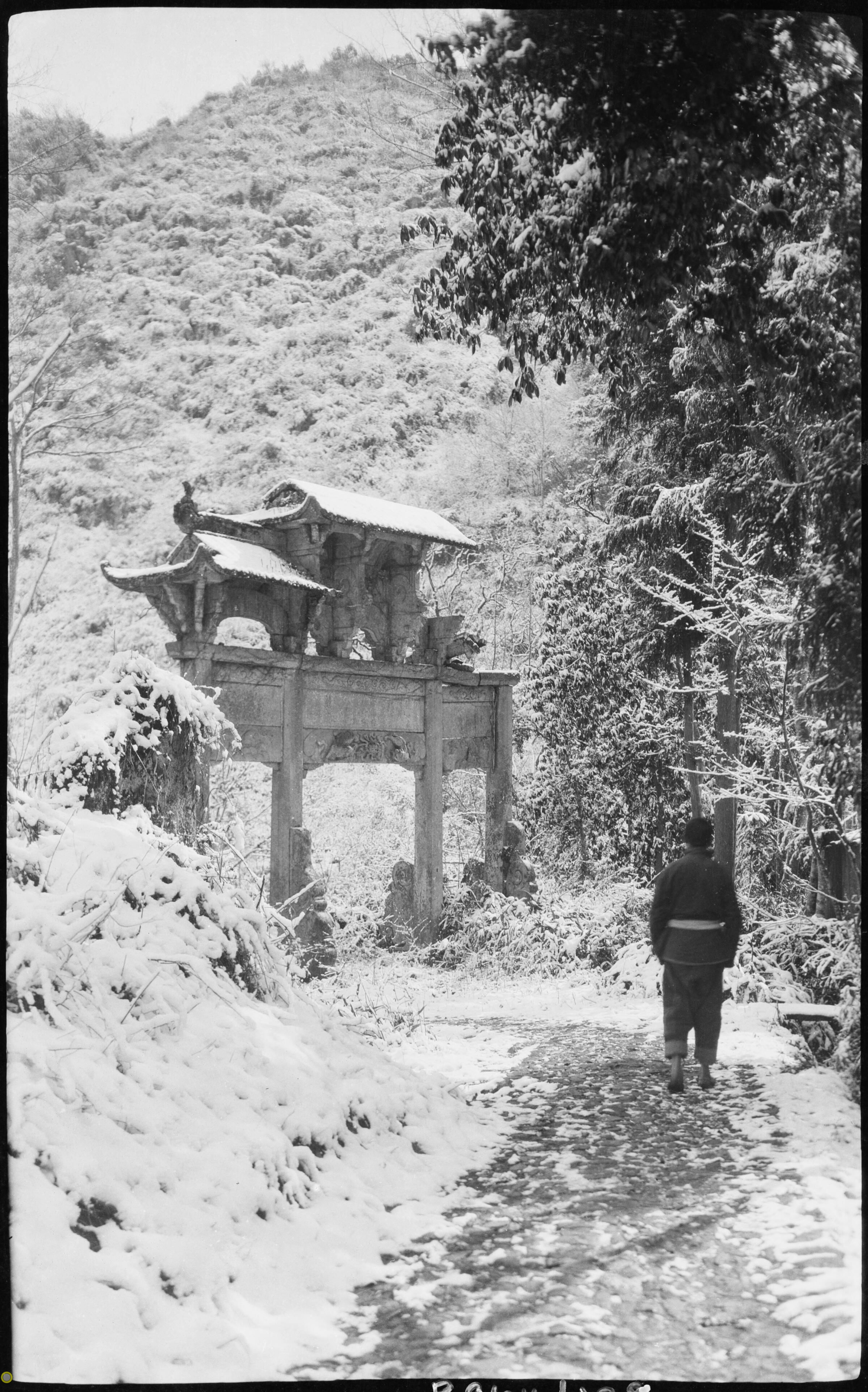 奇门遁甲，古建筑八门的广泛应用，建议收藏