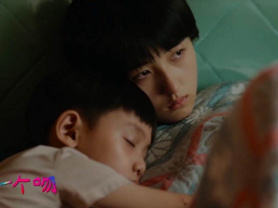 " elder sister " the booking office in controversy is broken 300 million! But Zhang Zifeng's future is more than 00 beautiful booking office carry handle