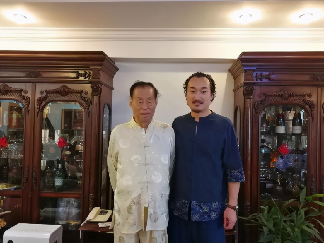古法经络王洪刚老师弘扬中医药文化，一直在路上