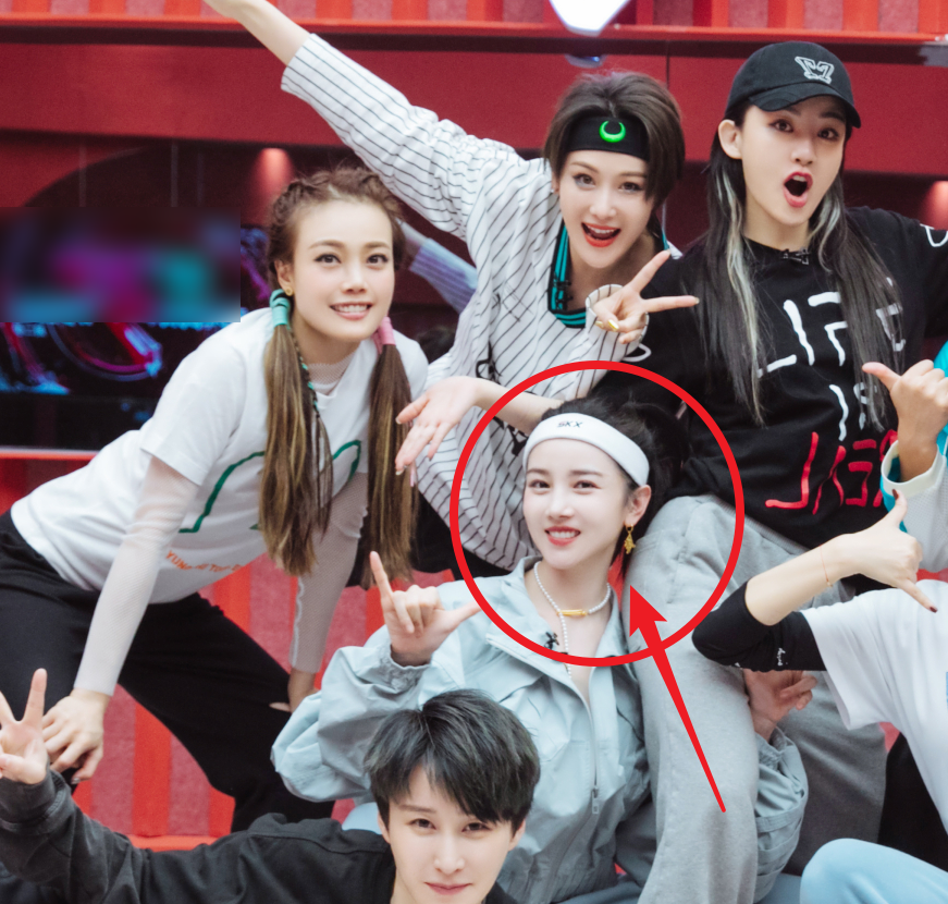 陈小纭反击容祖儿后，人气榜排名倒数-第8张图片-大千世界