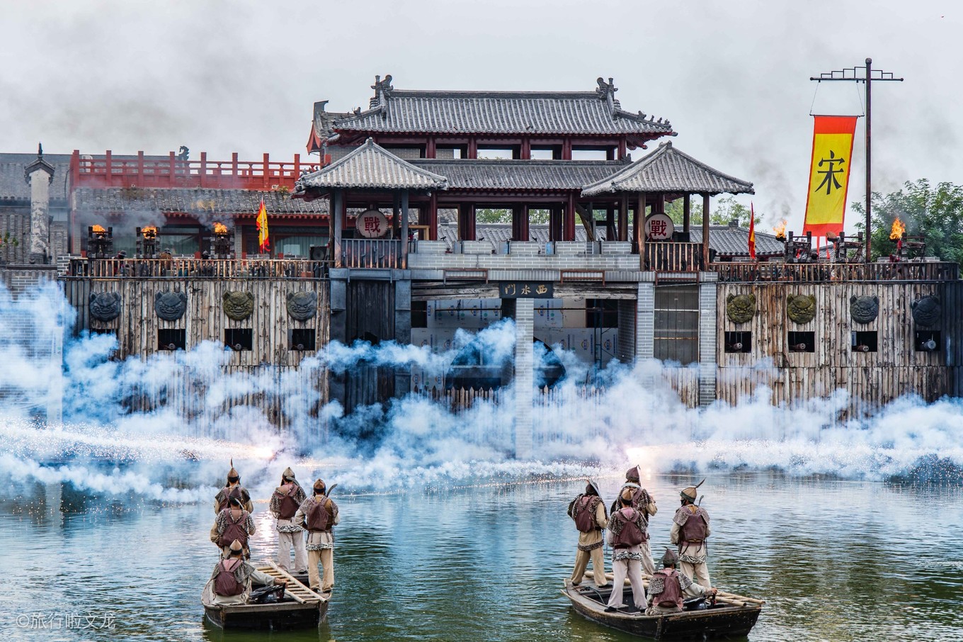 在开封看大宋东京保卫战,真实的炮火仿佛能烧到你,太真实了_开封_城市