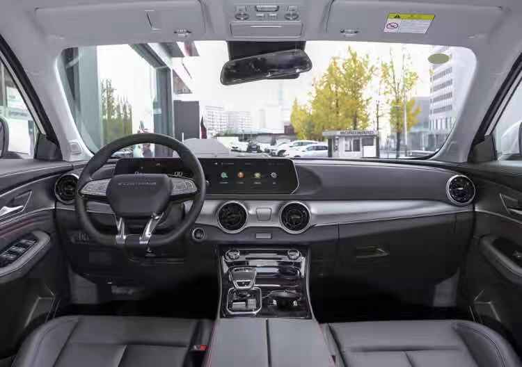 �й������й�����������𱬵���������SUV������������ʵ��