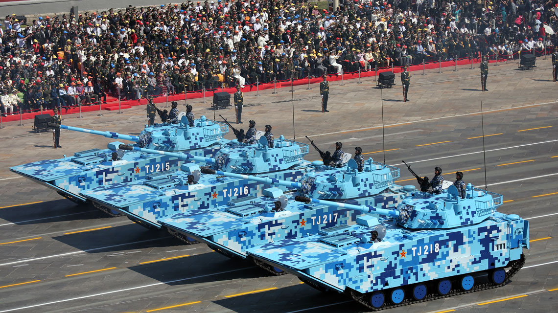 历届国庆阅兵都出现了哪些坦克？微缩版中国坦