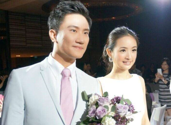 賈靜雯夫婦和林依晨過情人節，林依晨近照變化大，她老公罕見現身