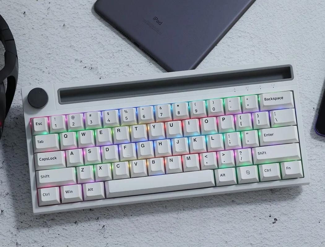 灵魂拷问：你还在用普通键盘吗？