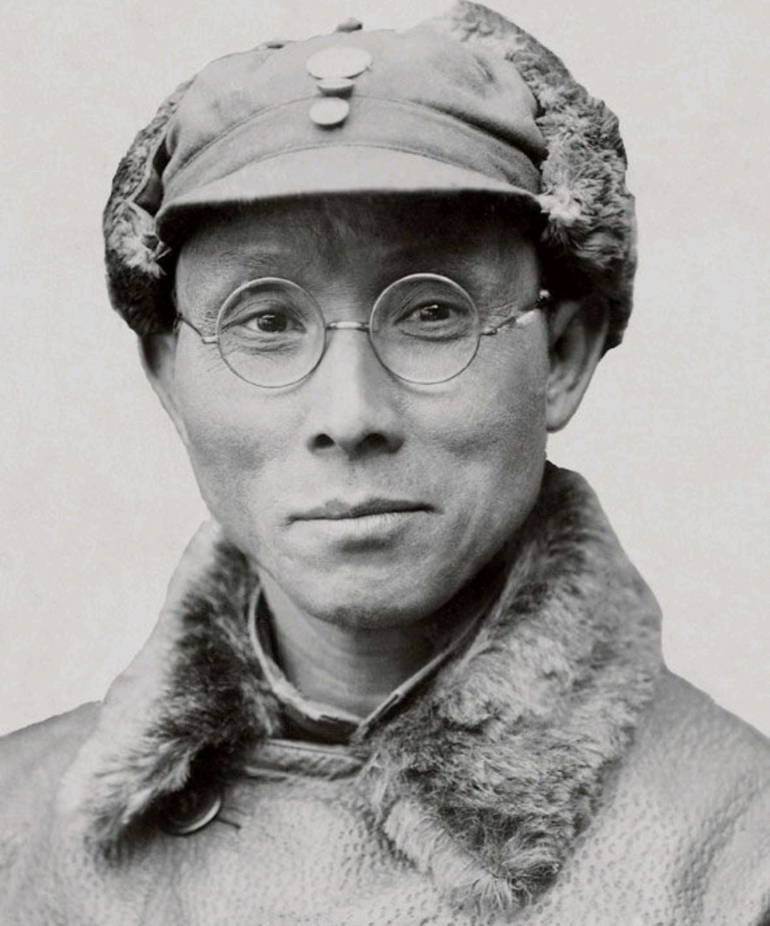 1955年，这五人主动放弃大将军衔，但后来的成就