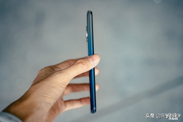 旗艦級暗光自拍實力 5G手機vivo S6評測