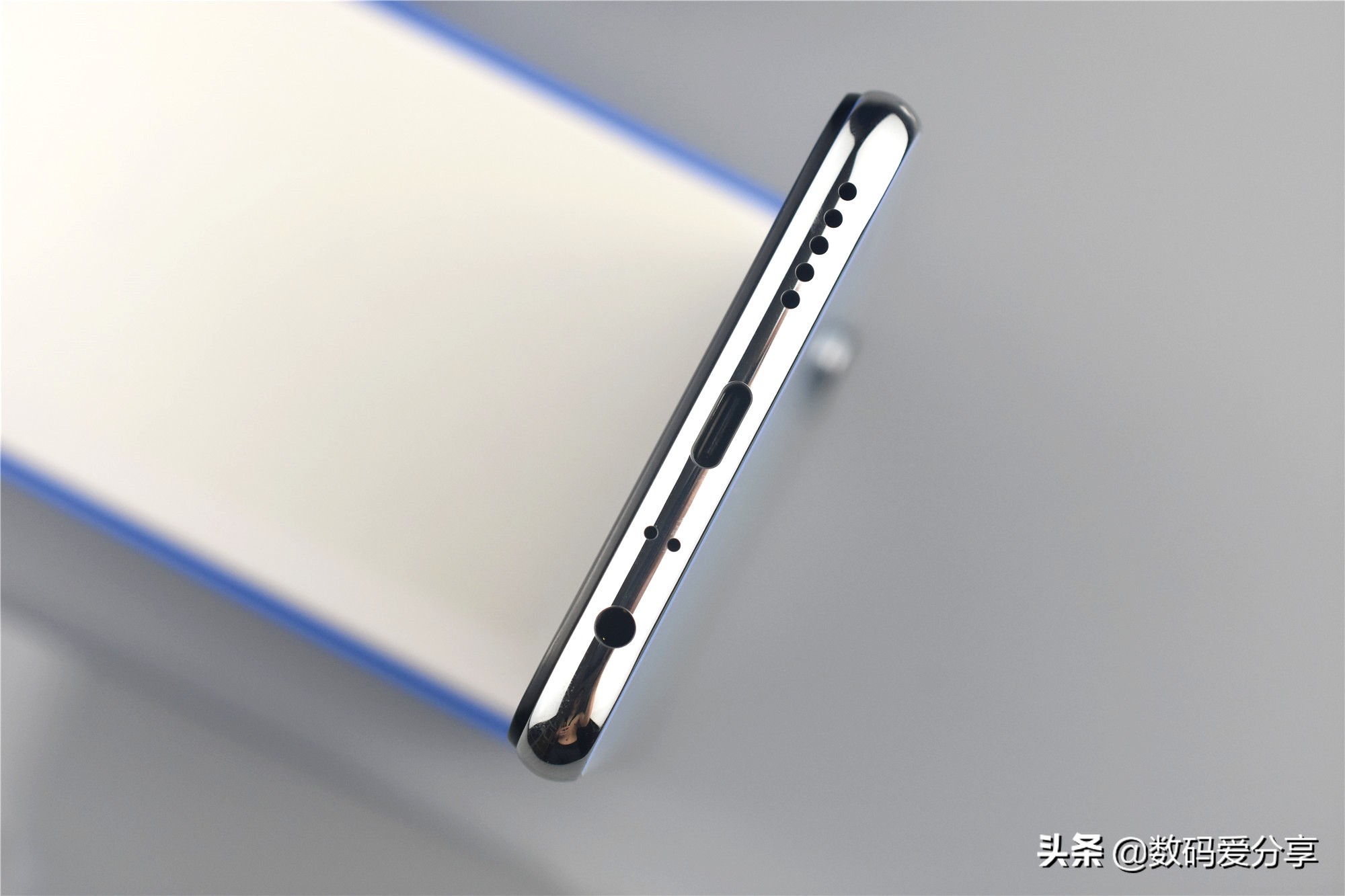 Redmi Note8测评：玻璃机身颜值手感兼具，大电池+18W快充很良心