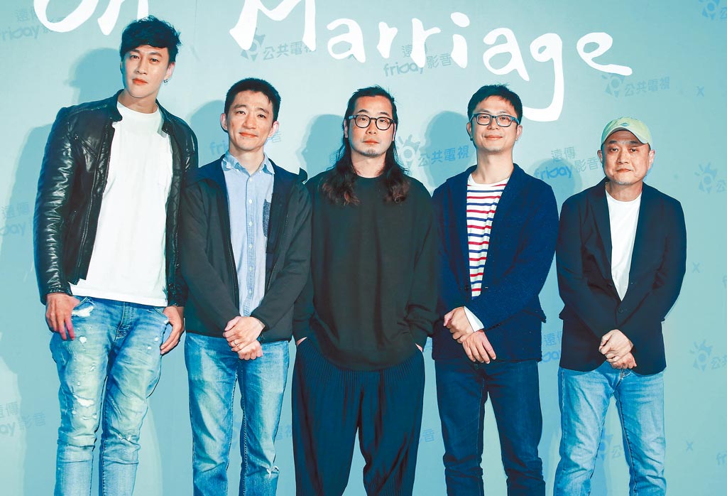 何润东结婚4年表白妻子：她几乎没有缺陷，给