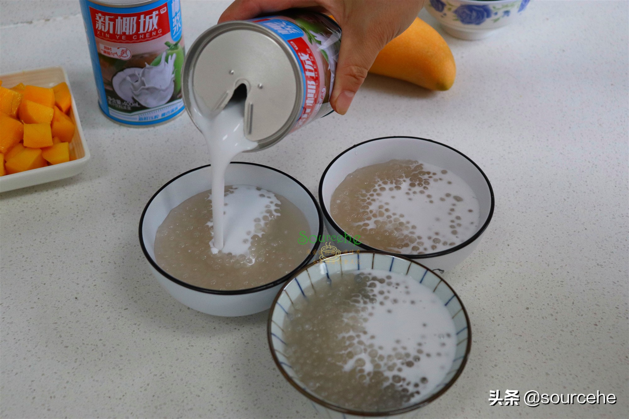 西米露只需5分鐘，晶瑩剔透，搭配芒果椰漿，香甜冰爽，很好吃