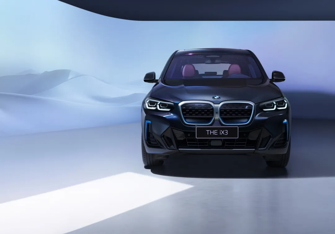 新BMW iX3 | 焕然一新,「i」不释手