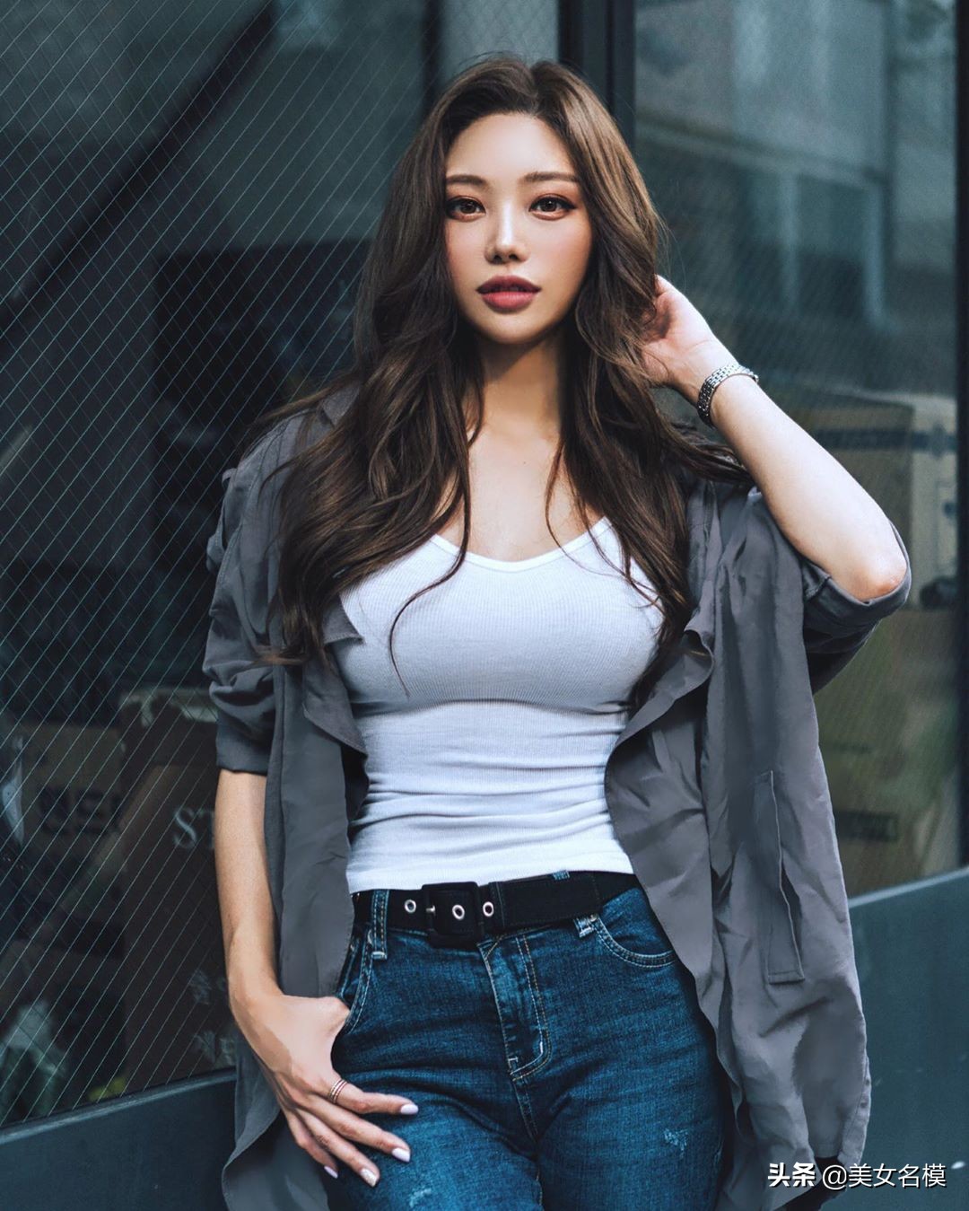 韓國最美平面模特Ssovely，輕鬆駕馭各種穿搭