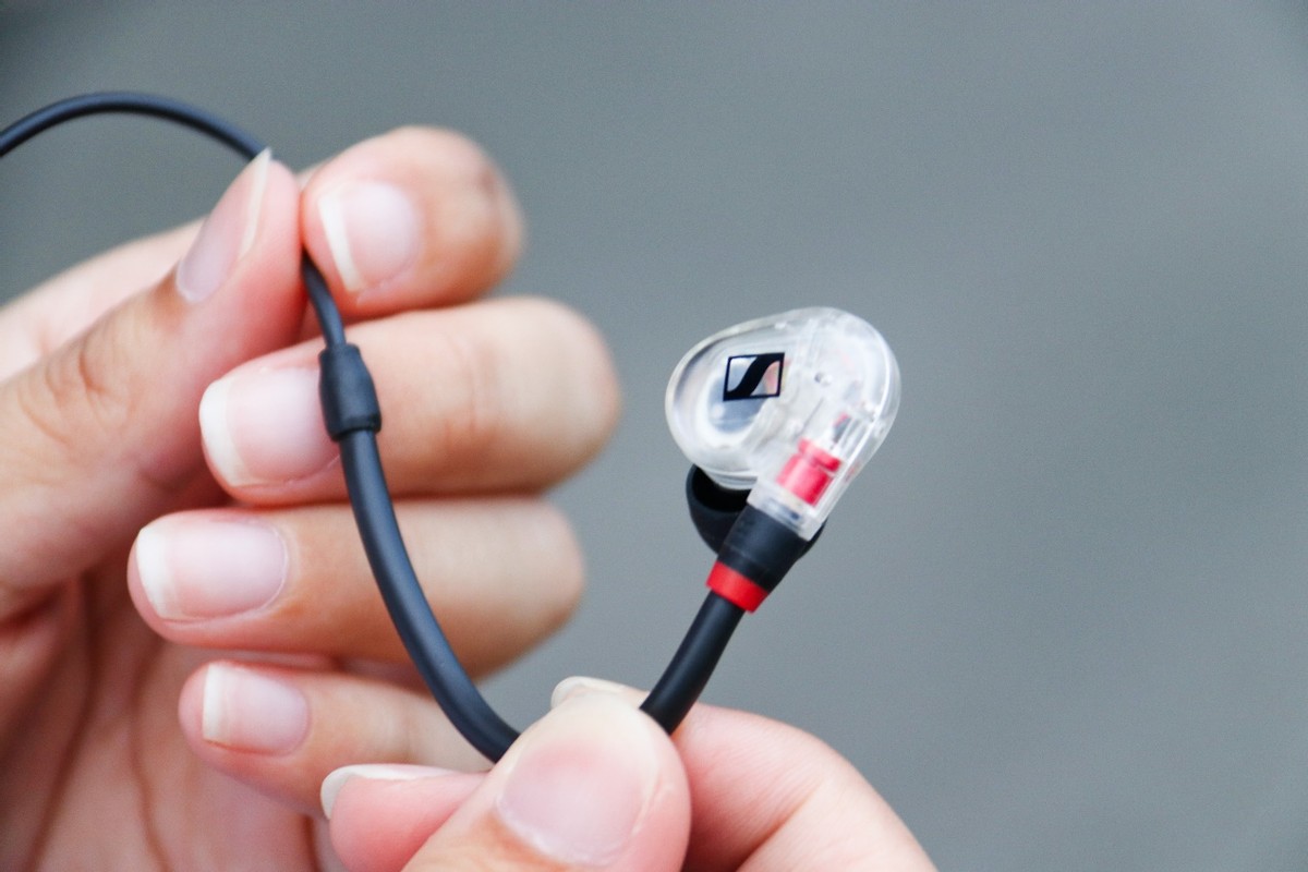 要换耳机了：森海塞尔IE 100 PRO享受有线与蓝牙间的自由切换