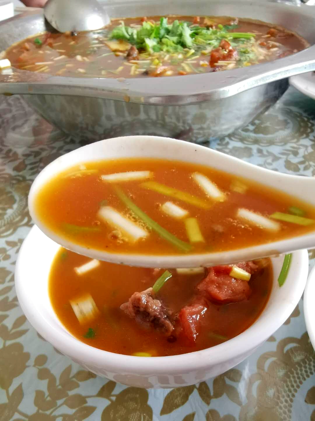 藏在鄢陵花海深处小村里的一道醋焖柴鸡,居然能一鸡三吃