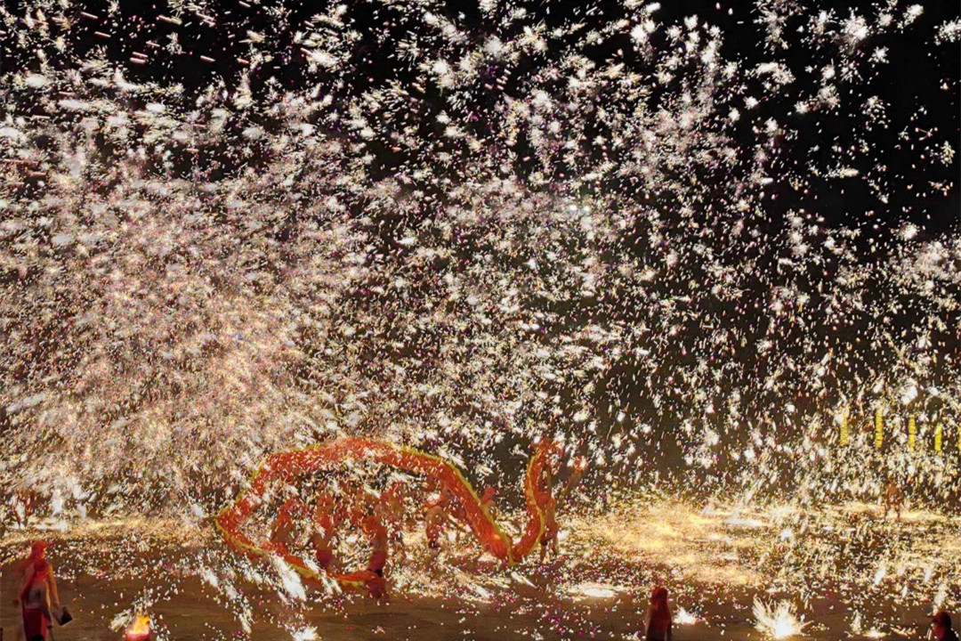 重庆十大文化符号：具有危险性的铜梁龙舞，却是难得的非遗文化