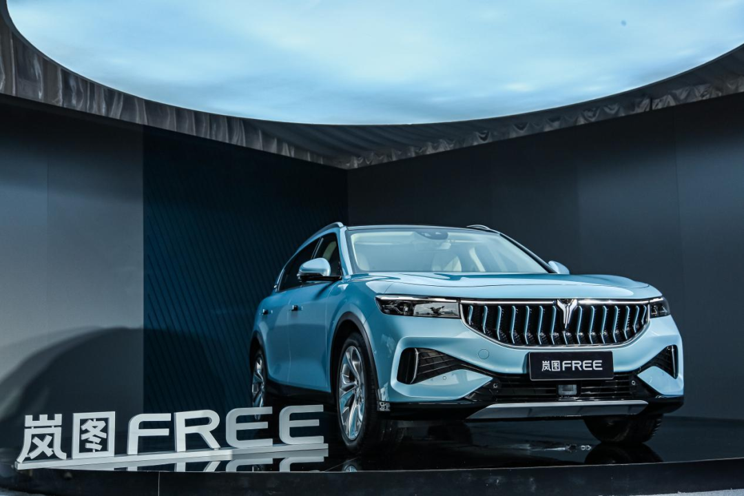 有空气悬挂，标配四缸机，还买什么理想One