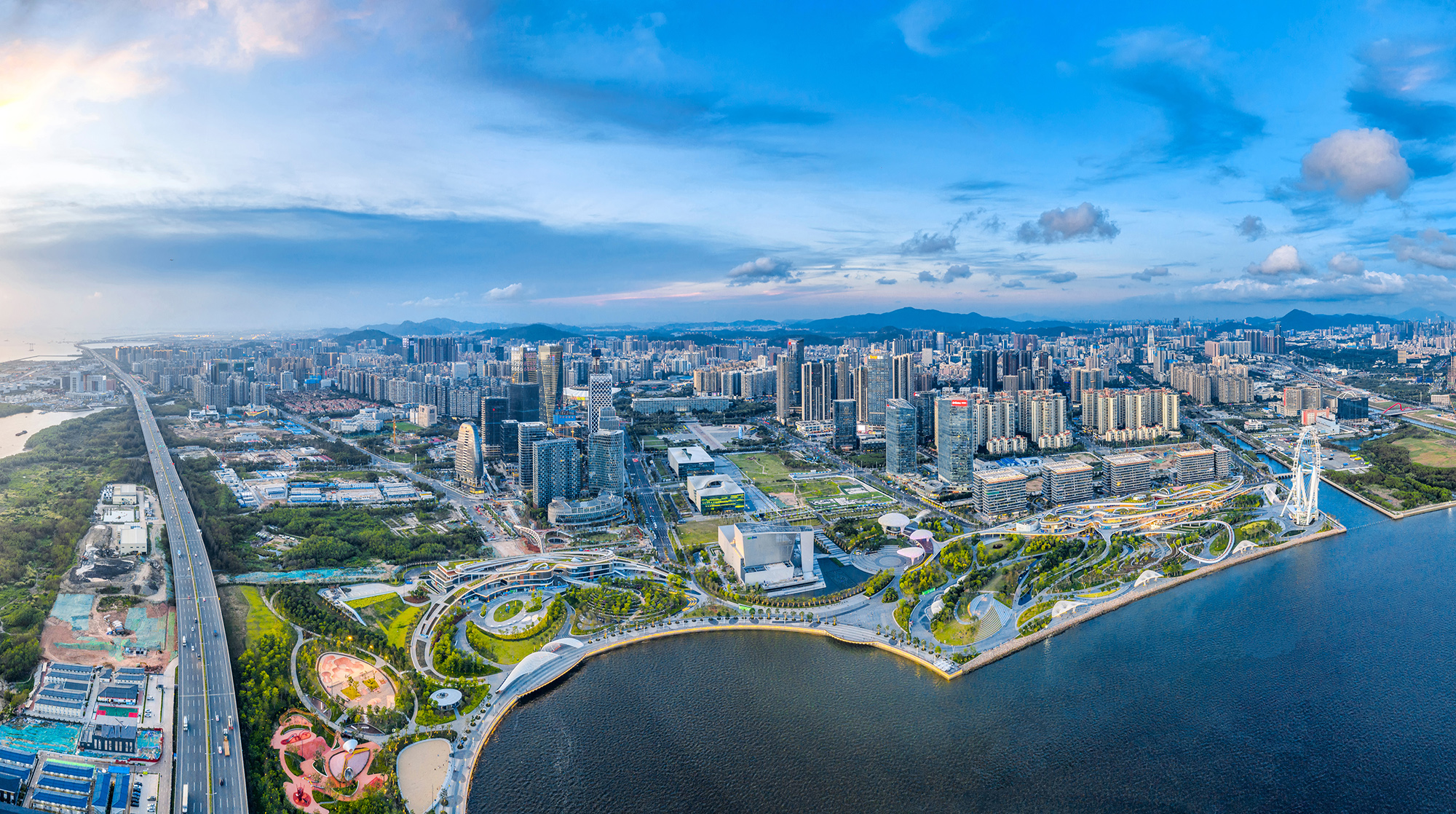 链接自然生态与都市生活，“很深圳”的地标塑造者 / LLA建筑设计