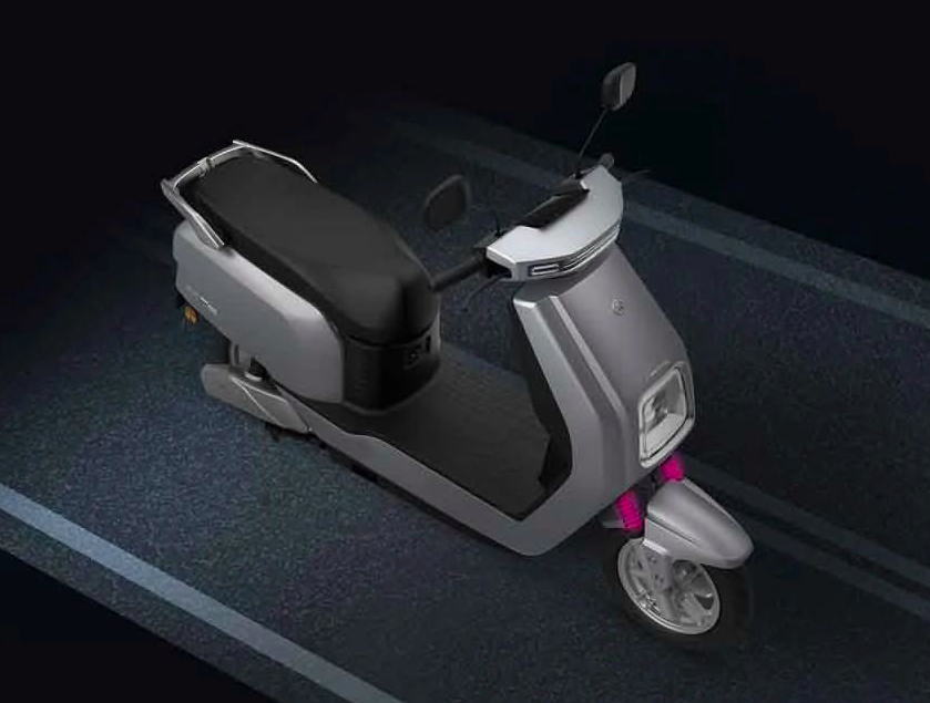 爱玛大G N600发布，硬派风格造型，充电2小时续航100公里
